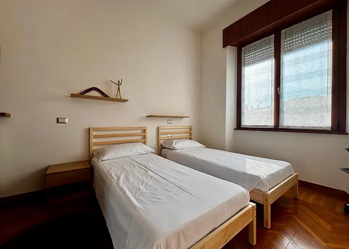 Old Town - Larihome A101 * Dongo